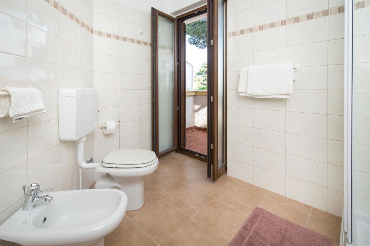 Bed and Breakfast Sobe Number 9 Rovinj Exterior foto